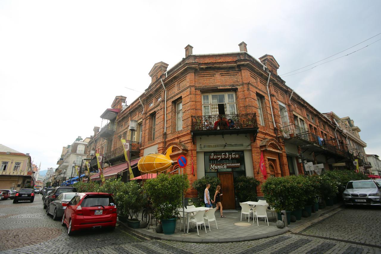 Lilus Hostel 바투미 외부 사진
