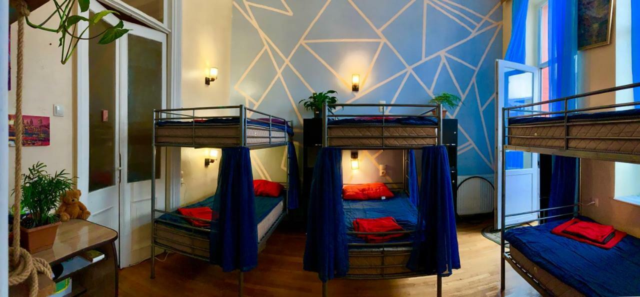 Lilus Hostel 바투미 외부 사진